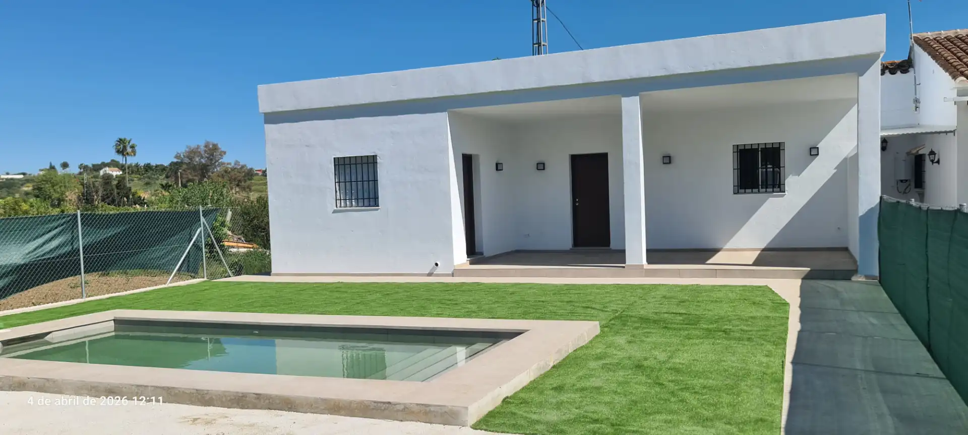 Piscina de Finca rústica de alquiler en Alhaurín El Grande con Aire acondicionado, Calefacción y Jardín privado