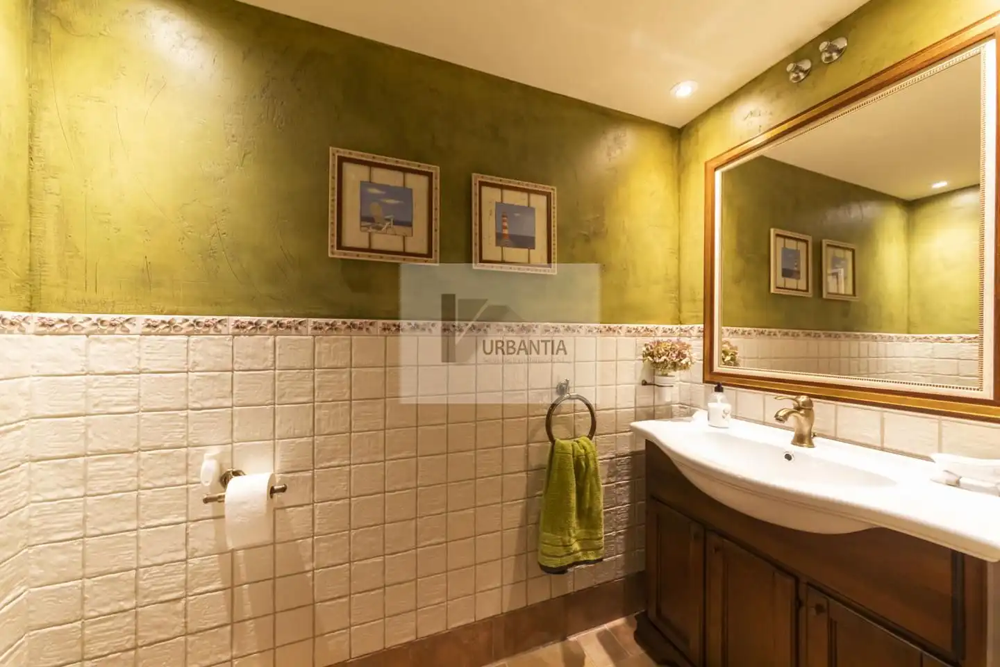 Baño de Casa o chalet en venta en Cizur con Calefacción, Jardín privado y Parquet