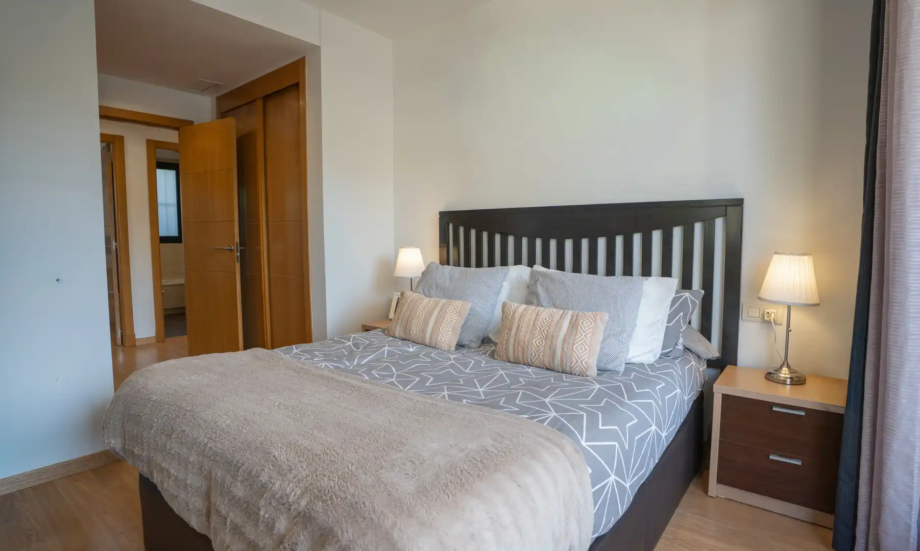 Apartament amb piscina en venda a Estepona Pueblo, imagen 15