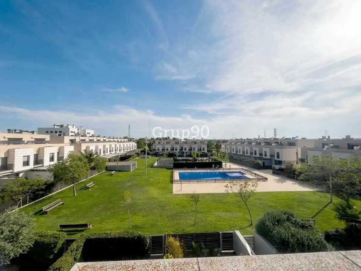 Jardín de Casa adosada en venta en Lleida con Aire acondicionado, Calefacción y Jardín privado