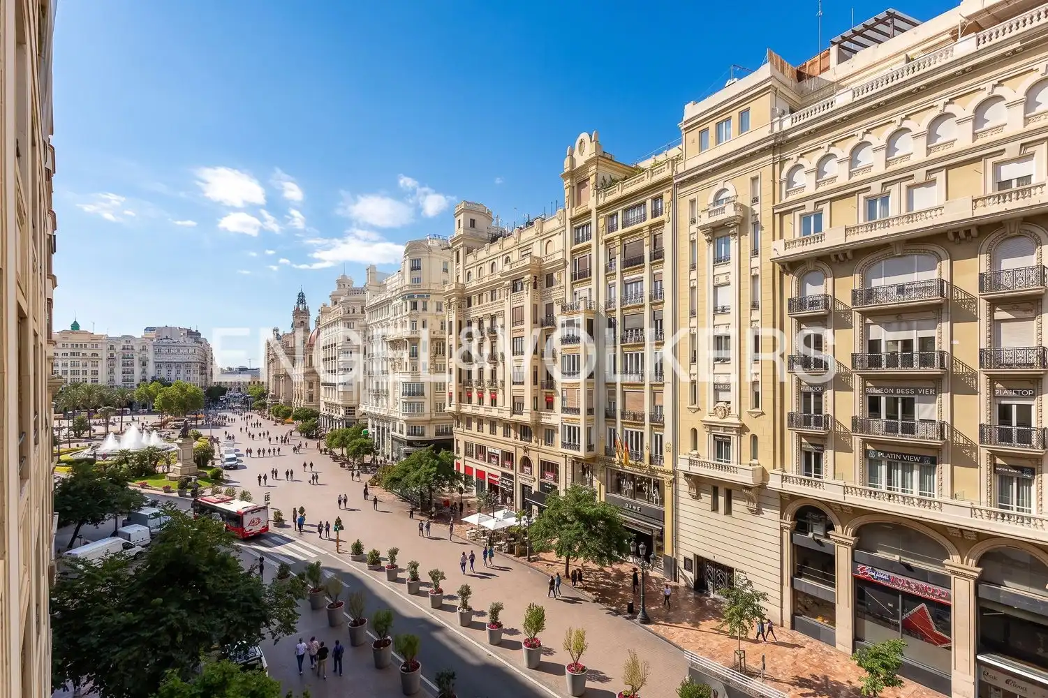 Vista exterior de Piso en venta en Valencia con Calefacción