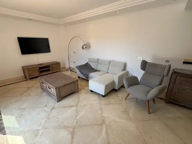 Apartament amb piscina en venda a Estepona Pueblo, imagen 2