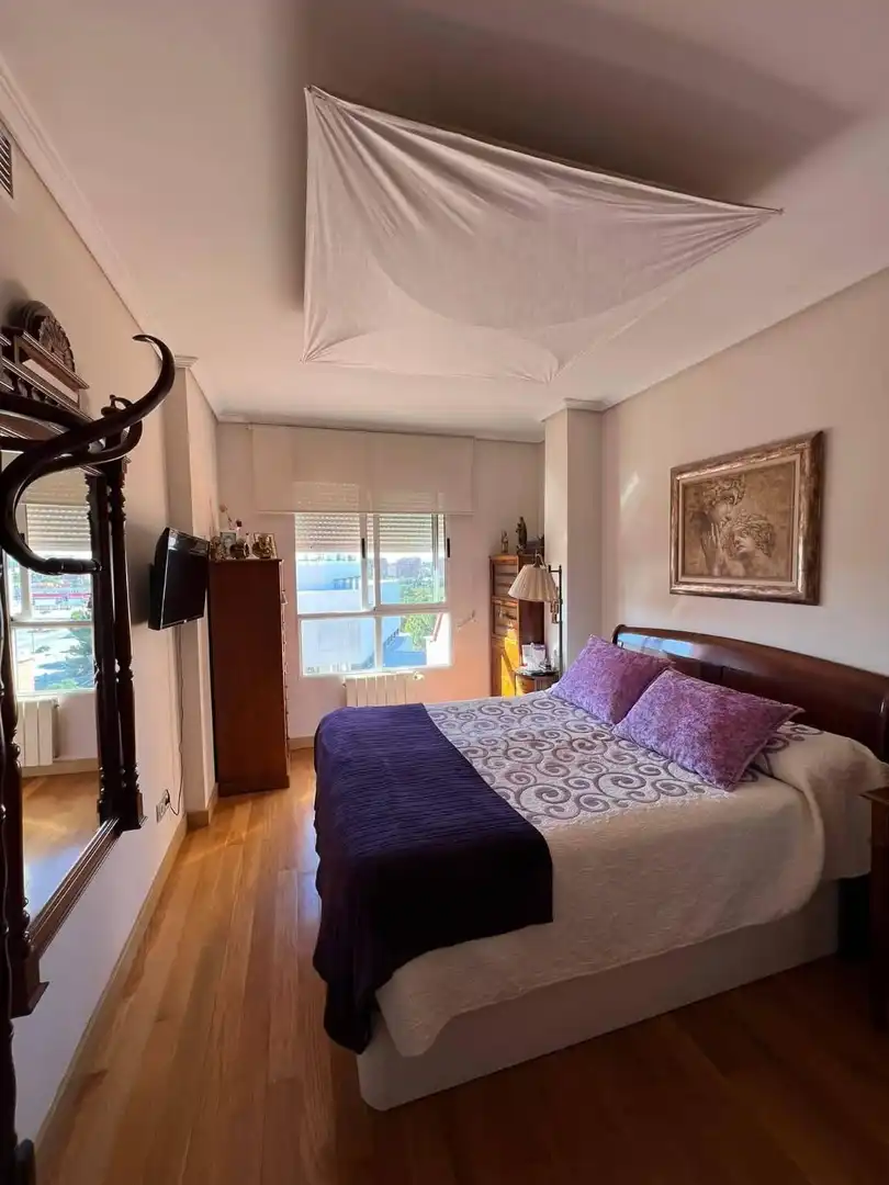 Attic for sale in Juan Carlos I