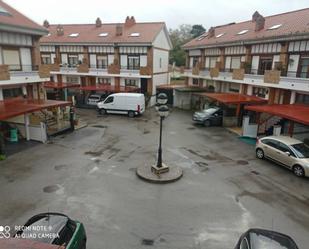 Aparcament de Casa adosada en venda en Camargo amb Terrassa