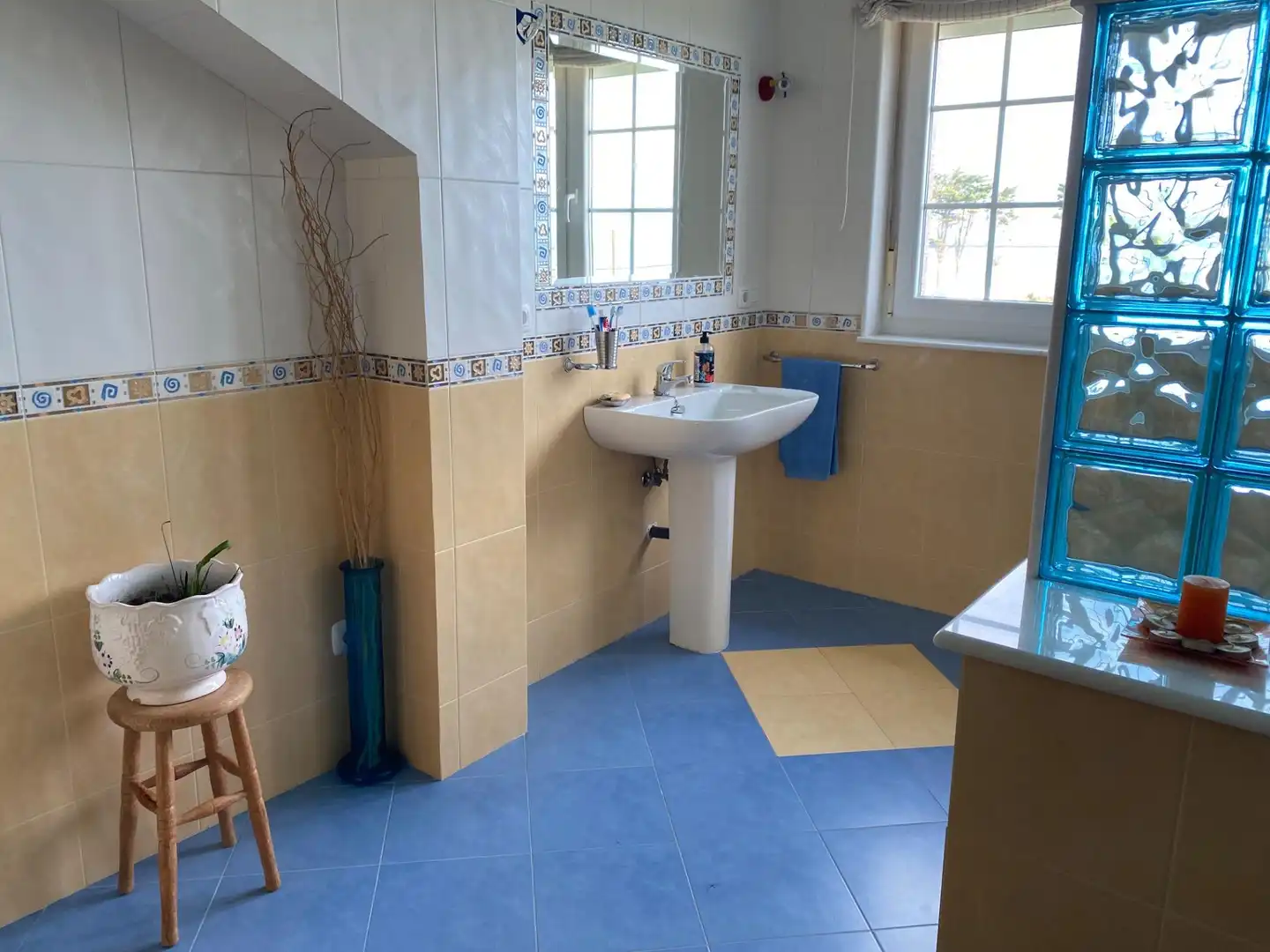 Baño de Casa o chalet en venta en Foz con Calefacción, Jardín privado y Terraza