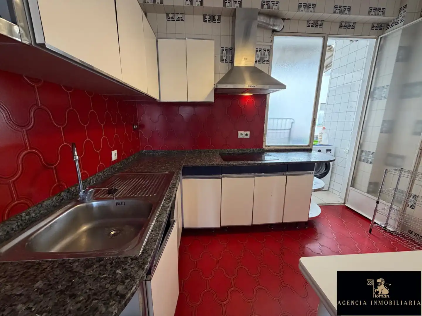 Cocina de Piso en venta en Murcia con Terraza y Balcón