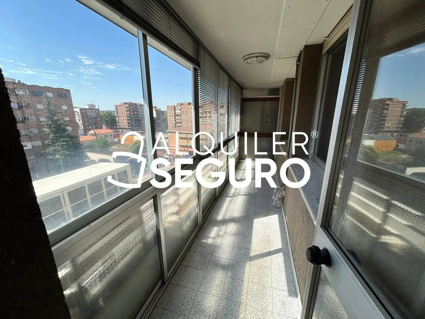Vista exterior de Pis de lloguer en Alcalá de Henares amb Aire condicionat, Calefacció i Terrassa