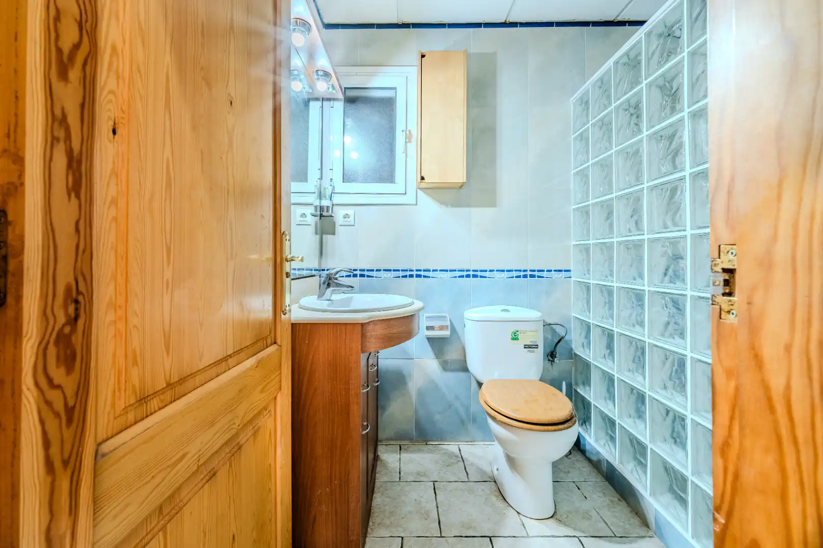Bathroom of Houses for sale in L'Ampolla  with Private garden, Terrace and Storage room