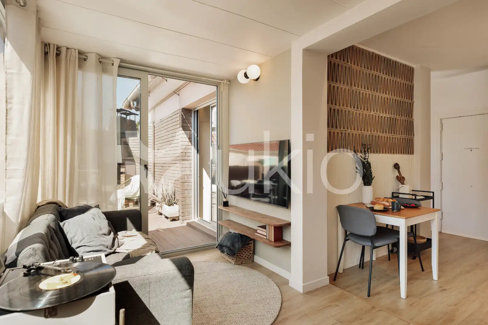 Sala de estar de Apartamento de alquiler en Barcelona con Aire acondicionado, Calefacción y Terraza