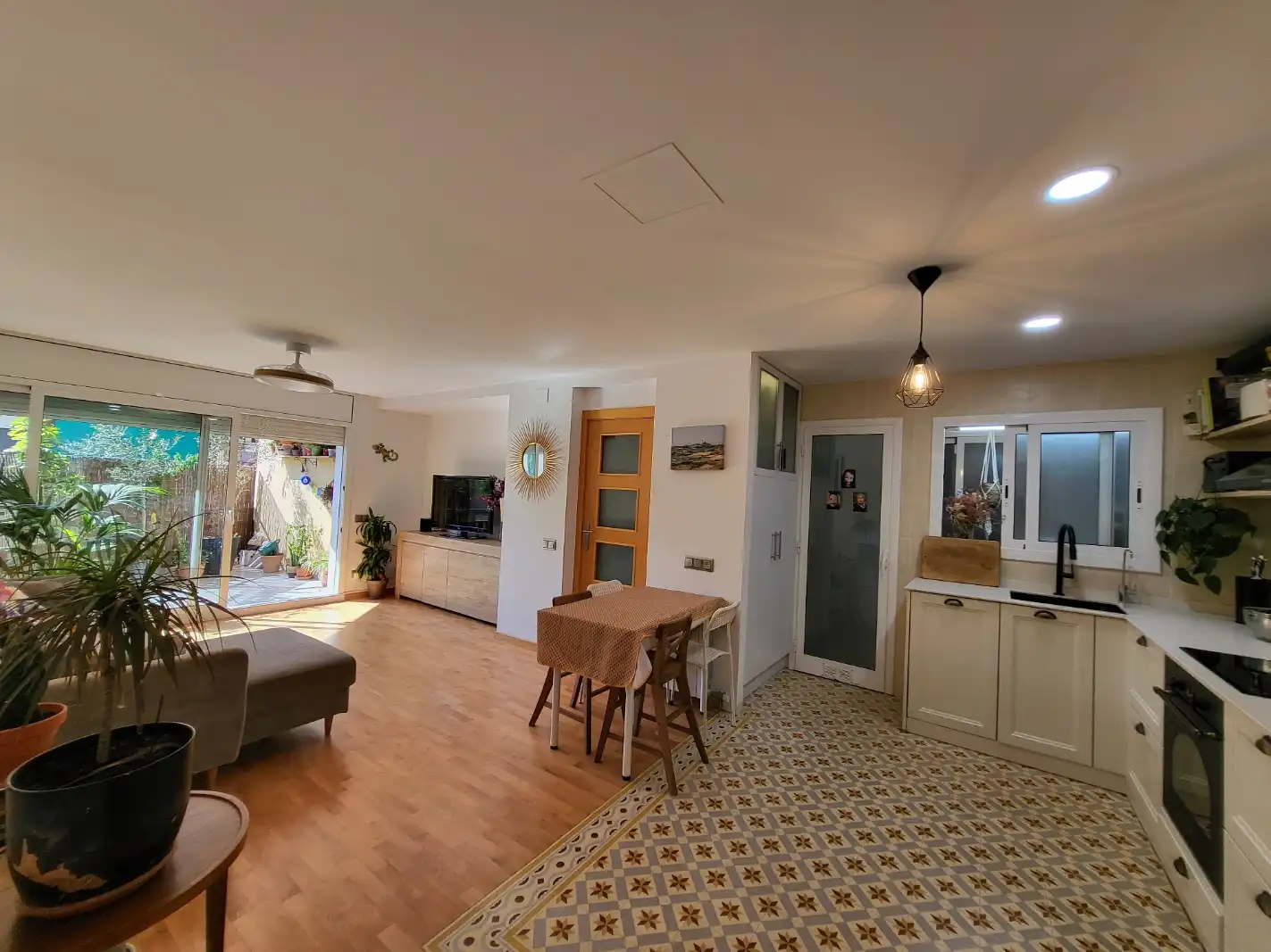 Sala de estar de Piso de alquiler en Castelldefels con Aire acondicionado, Calefacción y Parquet