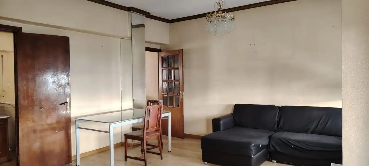 Wohnzimmer von Wohnung zum Verkauf in Vigo  mit Möbliert