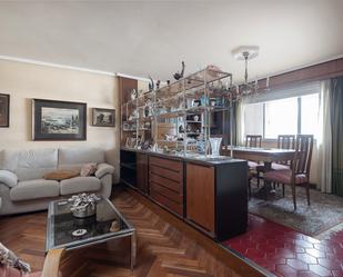 Living room of Flat for sale in A Coruña Capital   with Heating, Parquet flooring and Furnished