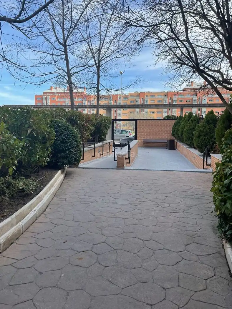 Penthouse with pool to rent in Calle Redecilla del Camino 9, imagen 26