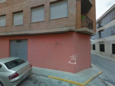 Locale commerciale in vendita a Carrer la Pau 5