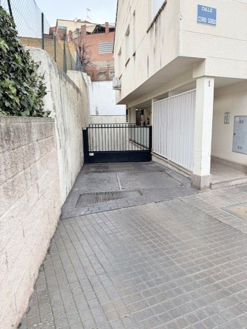 Parking of Garage for rent in Villalbilla