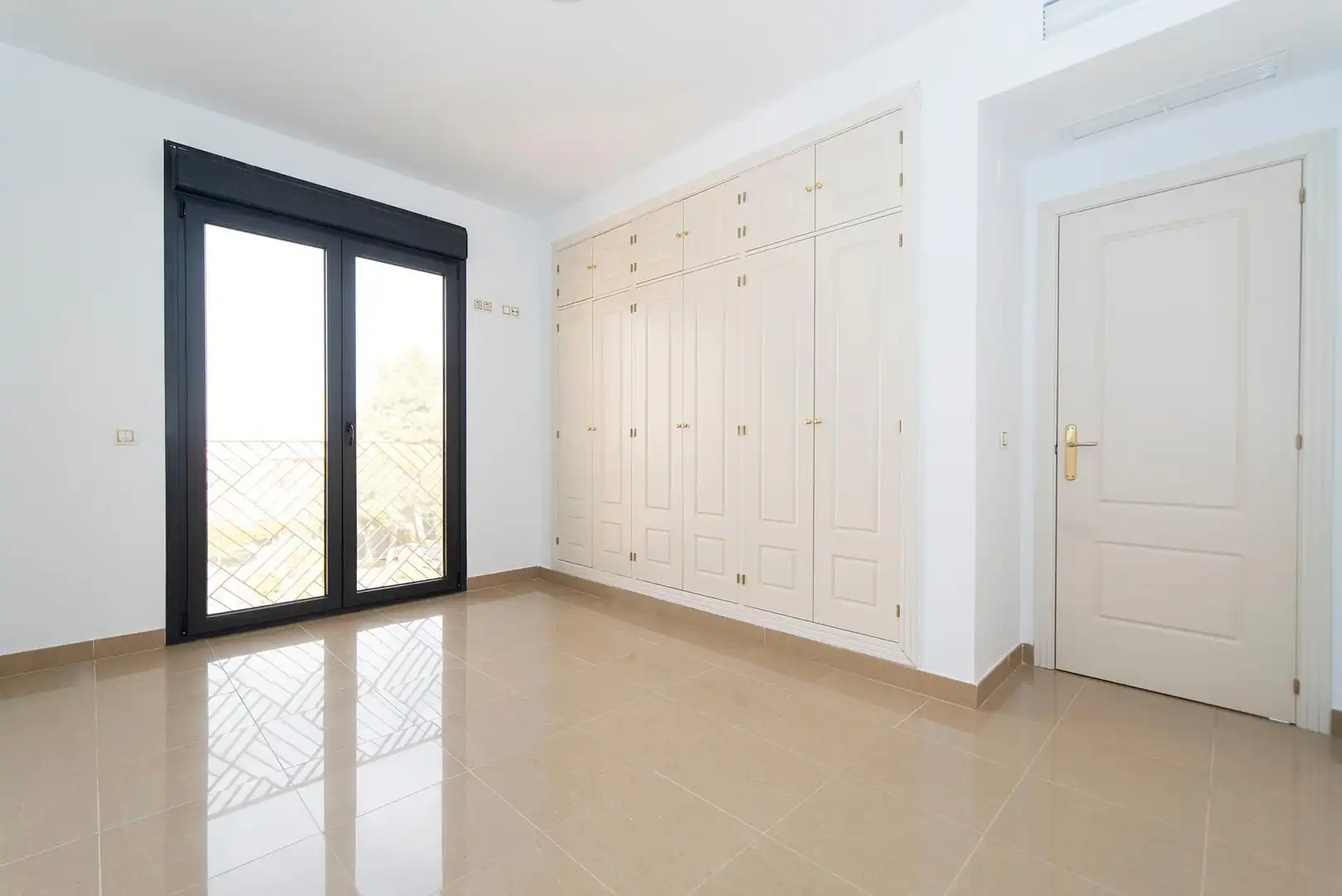 Wohnung mit Terrasse zum Verkauf in Castillo de Cumb. Mayores 6, imagen 17