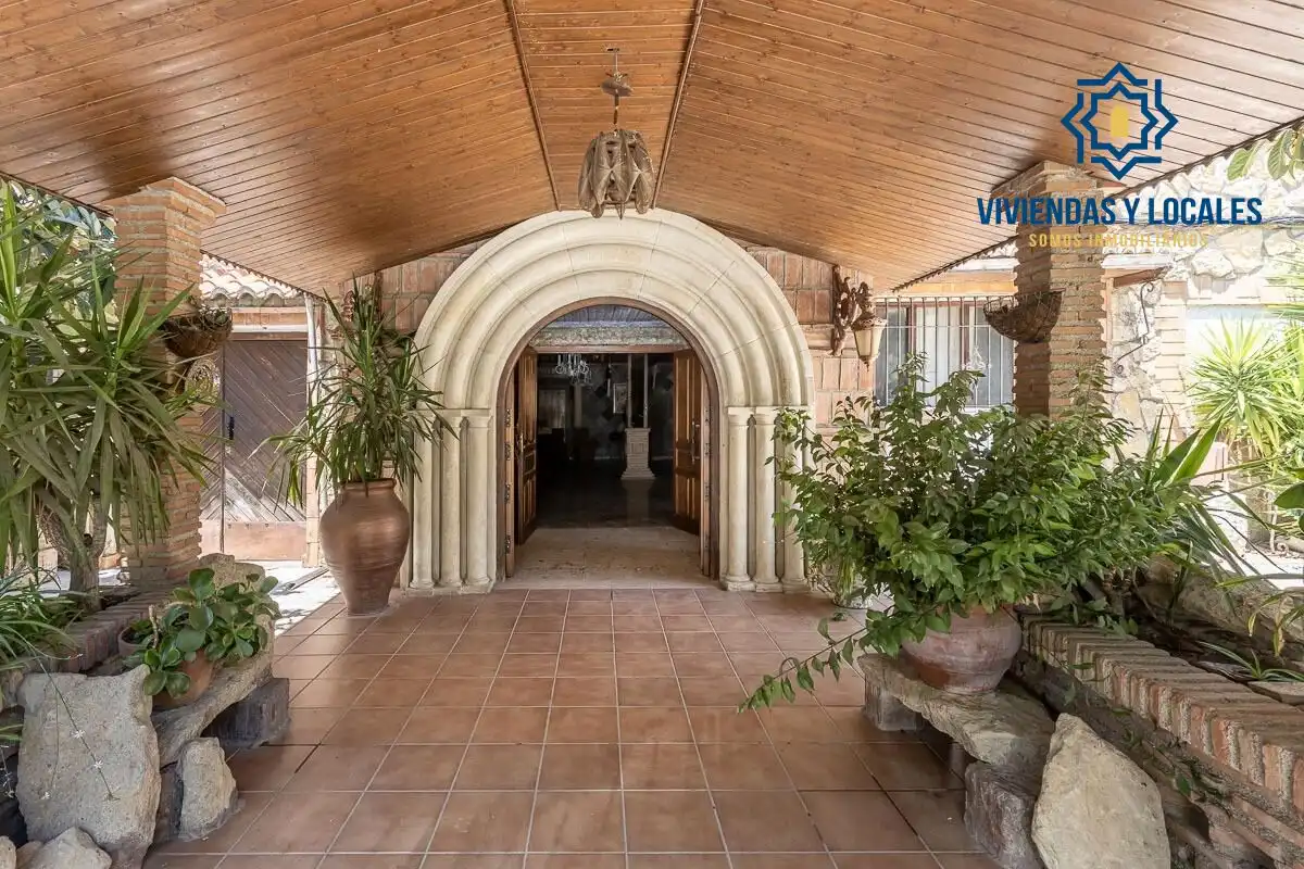 Local comercial en venda a Pinos Genil, imagen 3