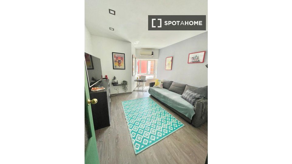 Flat to rent in Canillas