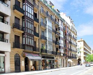 Vista exterior de Pis de lloguer en Donostia - San Sebastián  amb Balcó