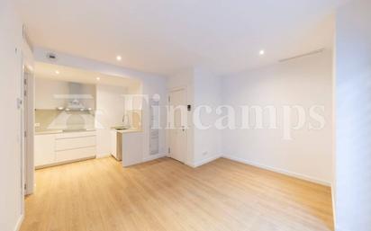 Flat for sale in Sabadell  with Heating, Parquet flooring and Terrace