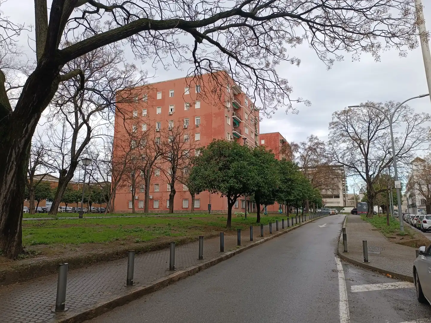 Vista exterior de Piso en venta en  Sevilla Capital con Balcón