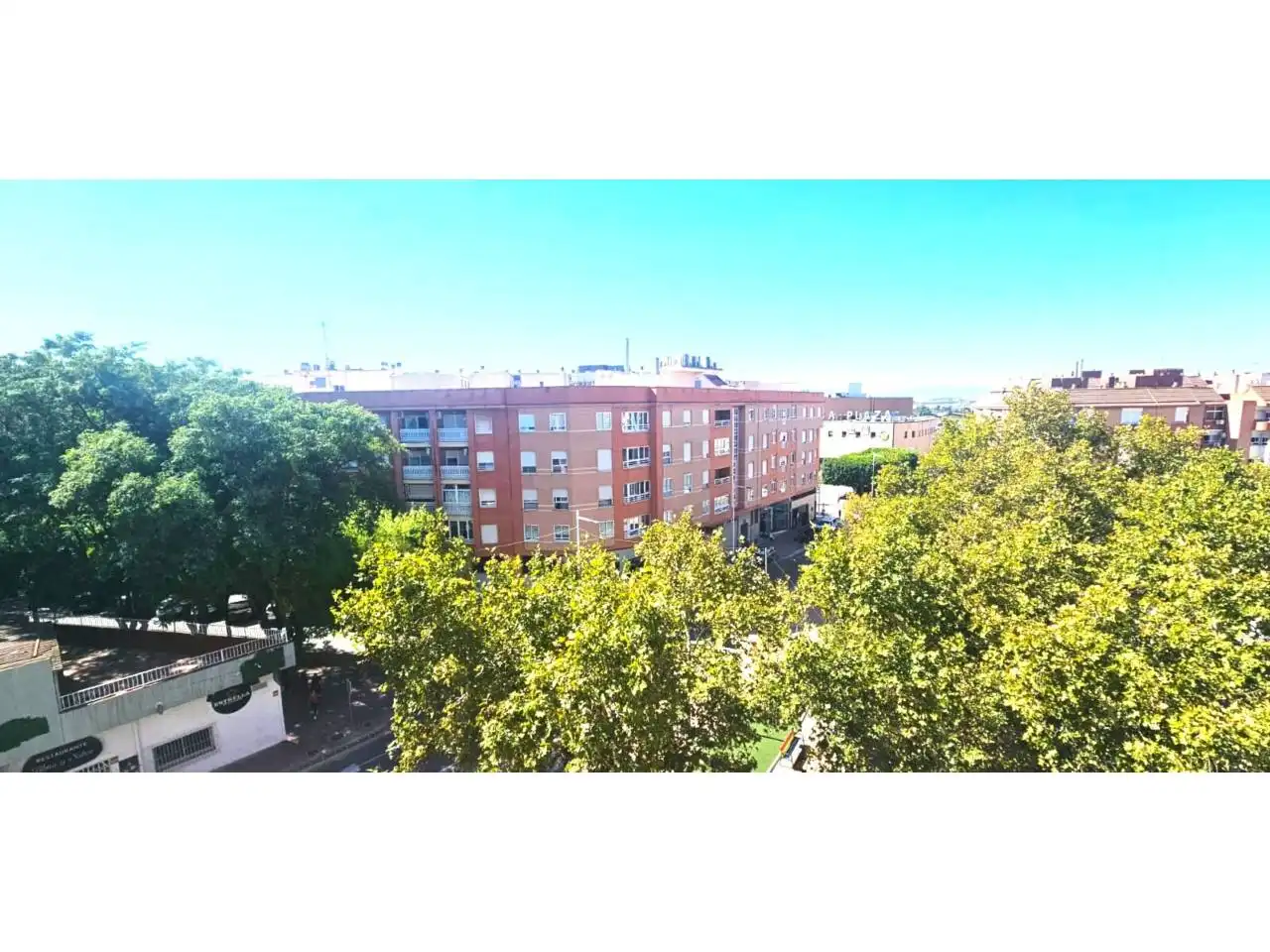 Exterior view of Flat for sale in Casco Urbano