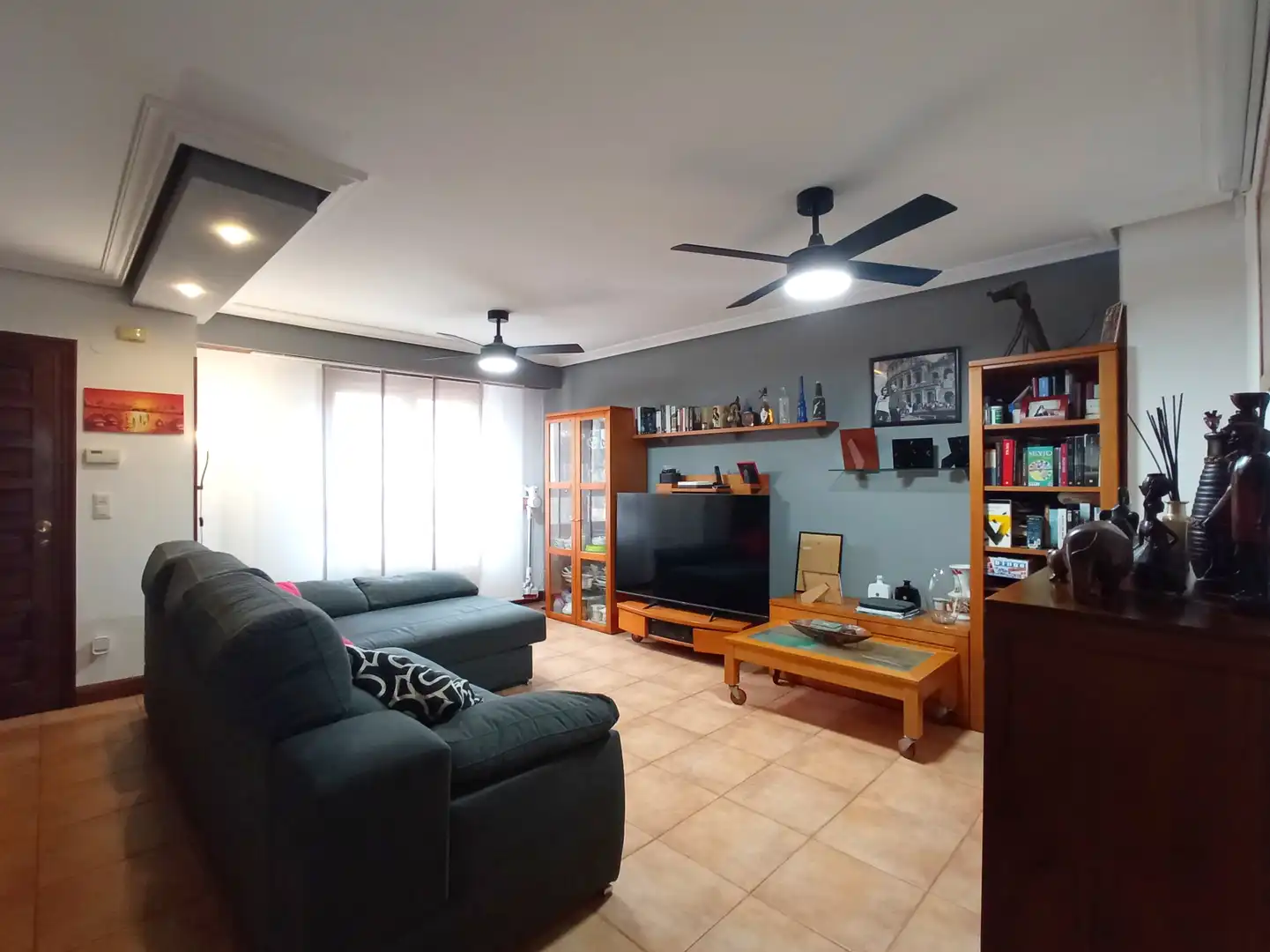Sala de estar de Casa adosada en venta en Irun  con Terraza, Trastero y Amueblado