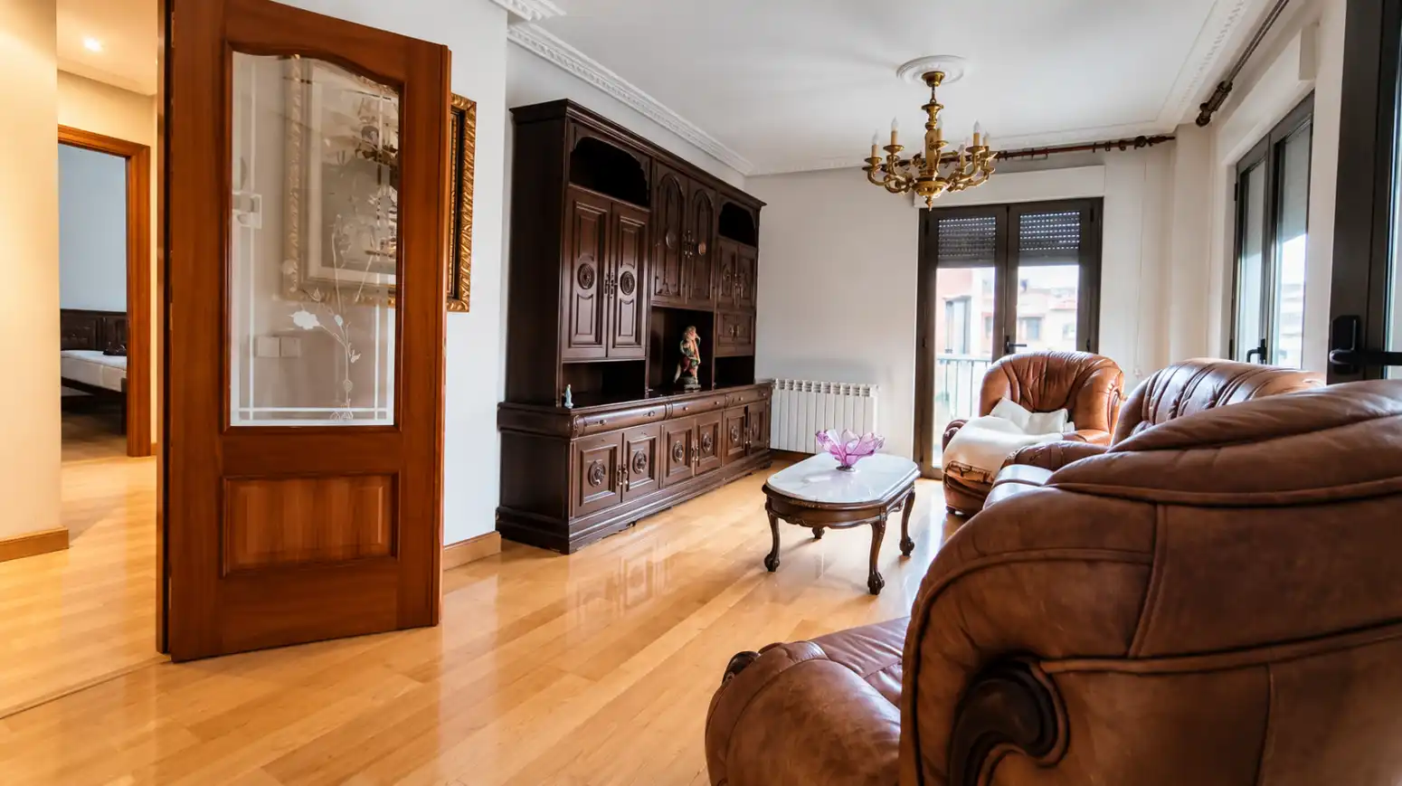 Sala d'estar de Pis en venda en Sahagún amb Calefacció, Parquet i Moblat