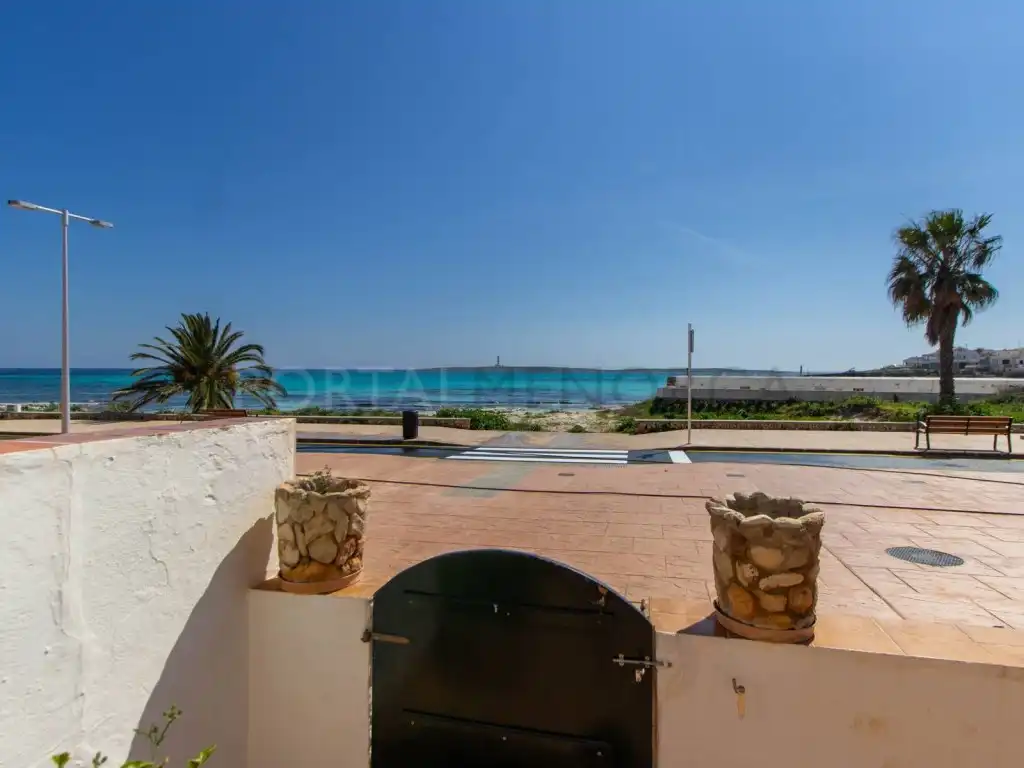 Außenansicht von Wohnungen zum Verkauf in Sant Lluís