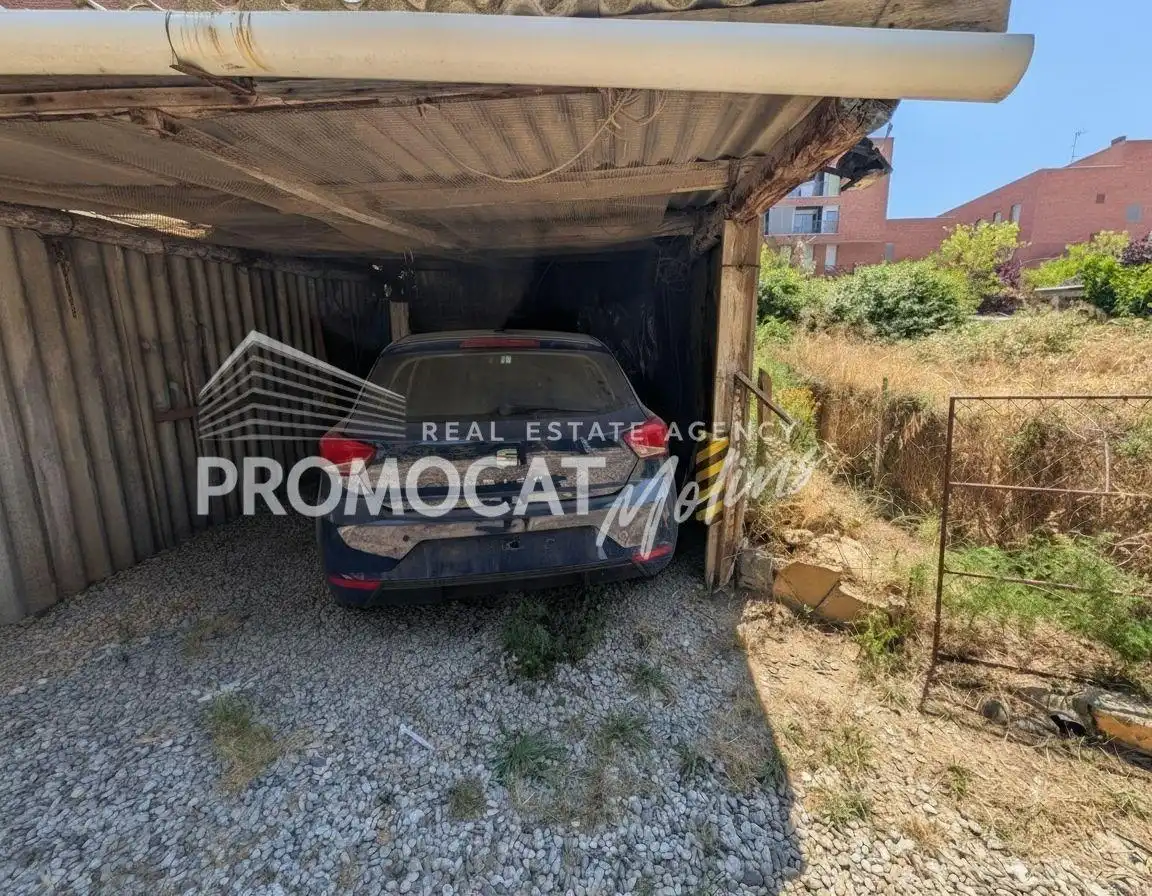 Parking de Casa o chalet en venta en Molins de Rei con Aire acondicionado, Calefacción y Jardín privado