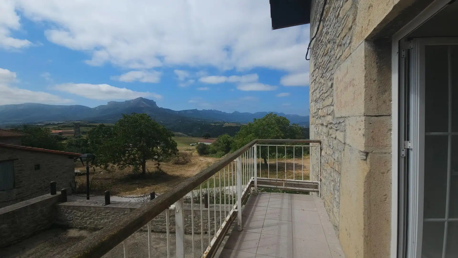Terrassa de Casa o xalet en venda en Valle de Mena amb Calefacció, Jardí privat i Terrassa