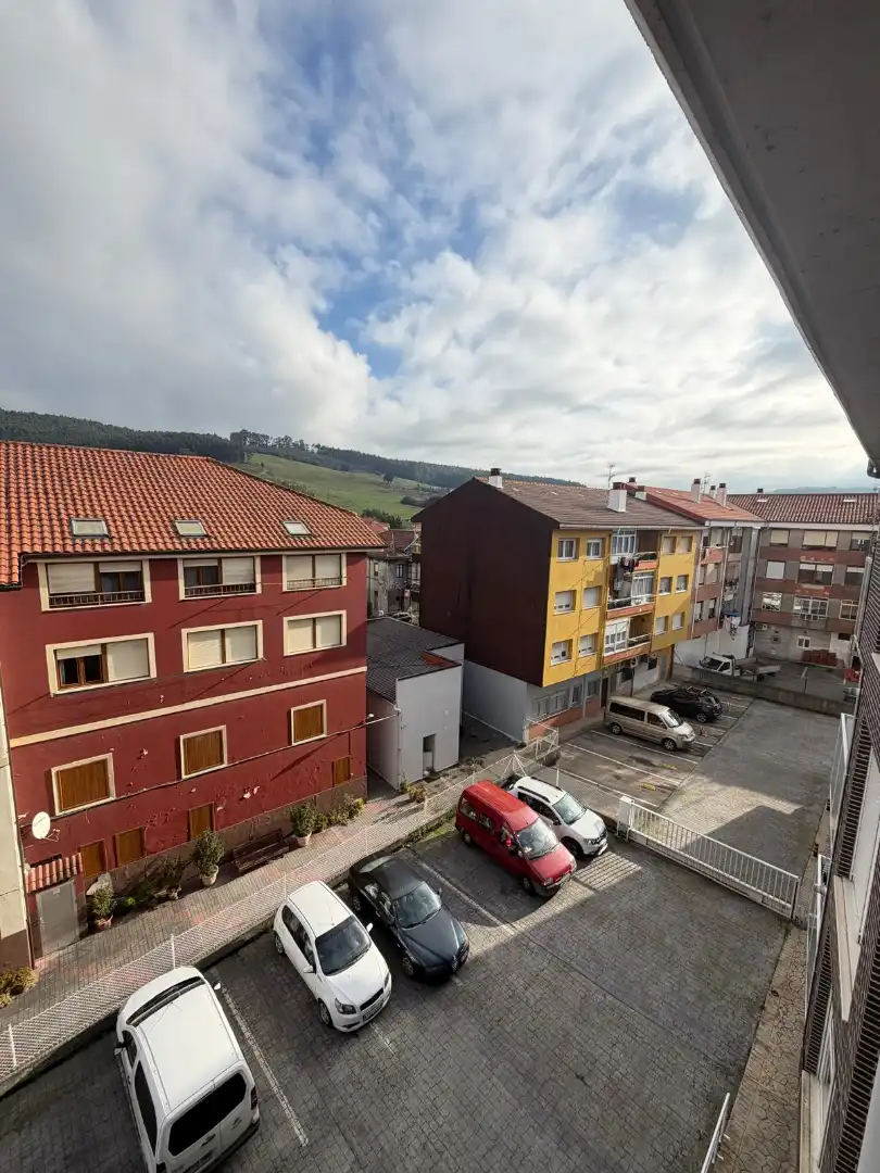 Exterior view of Duplexes for rent in Renedo