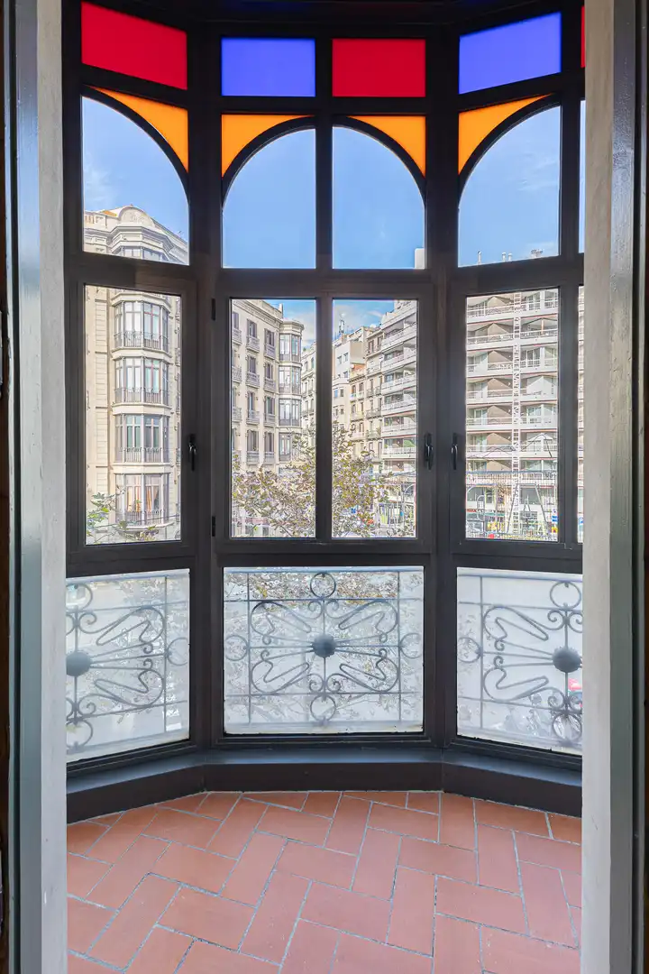 Schlafzimmer von Wohnung zum Verkauf in Barcelona mit Klimaanlage, Heizung und Balkon
