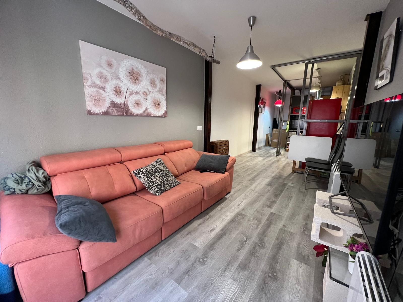 Sala d'estar de Casa adosada en venda en Tordera