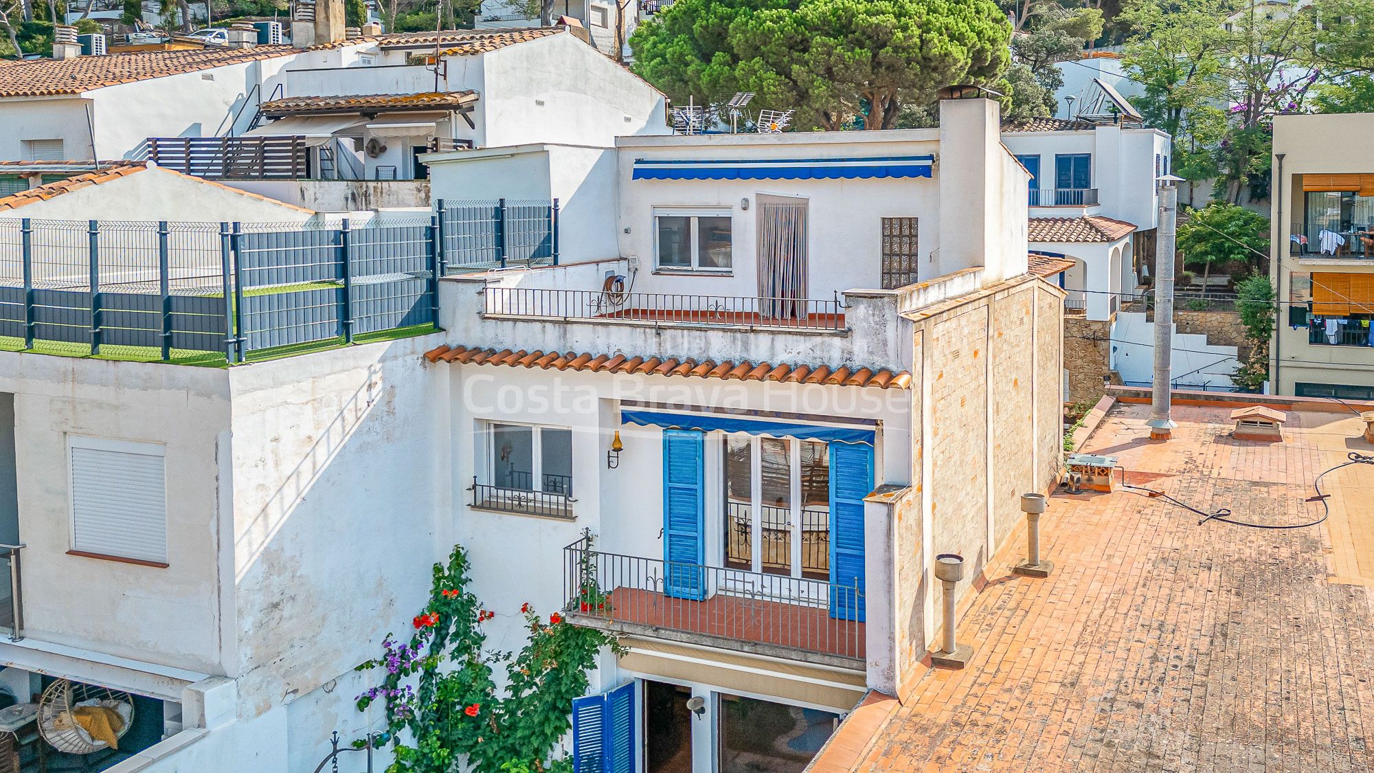 Exterior view of Country house for sale in Palafrugell  with Private garden, Terrace and Storage room