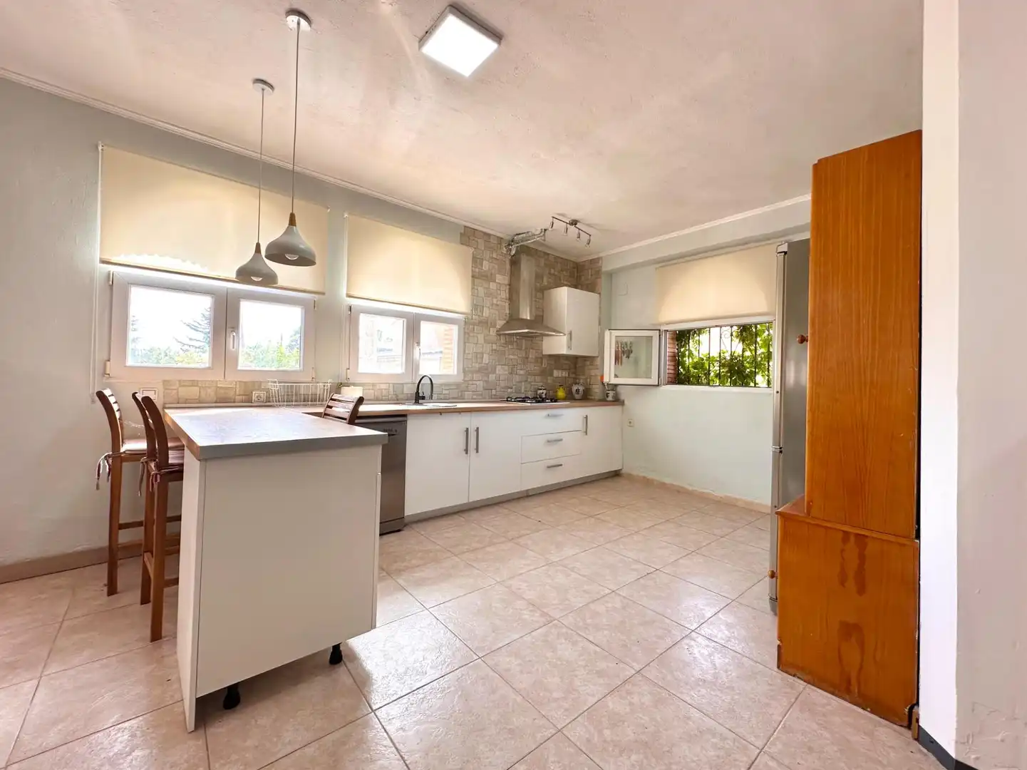 Cuina de Casa o xalet en venda en Dúrcal amb Aire condicionat, Parquet i Terrassa