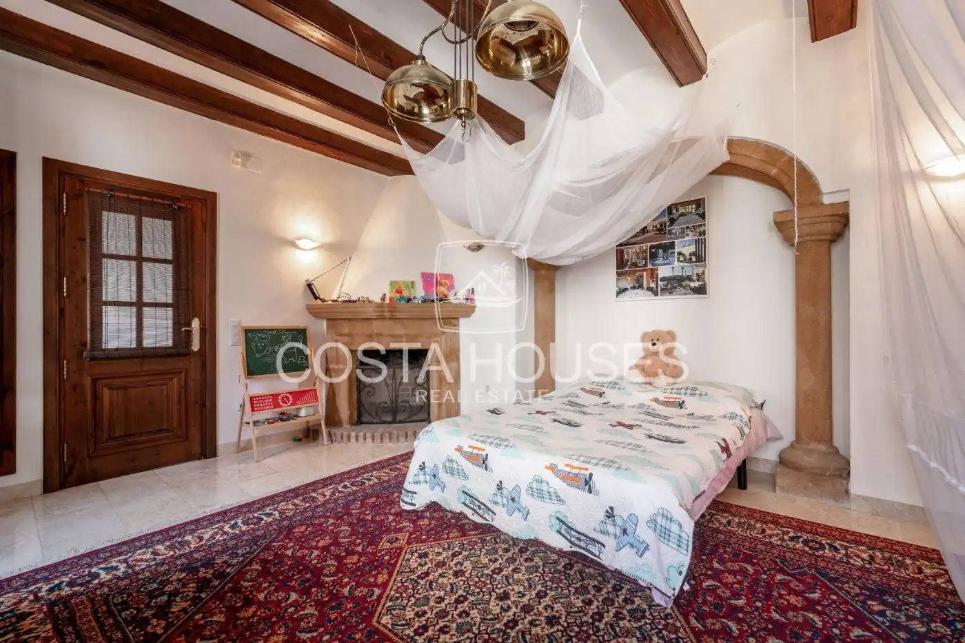 Houses for sale in Jávea / Xàbia  with Air Conditioner, Private garden and Terrace