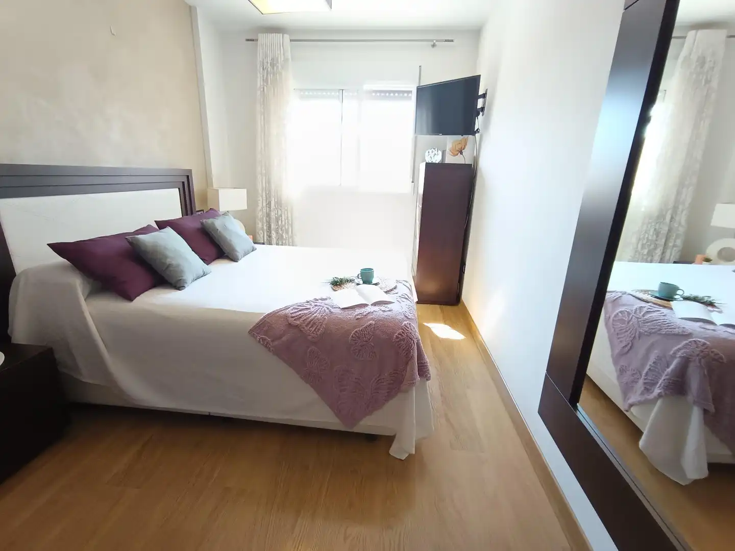 Schlafzimmer von Erdgeschoss zum Verkauf in Casco Urbano