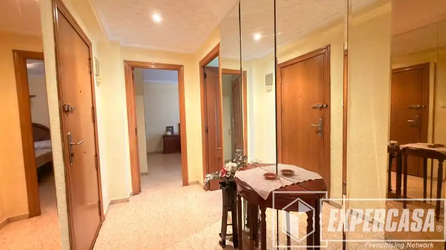 Piso en venta en Valencia con Terraza y Trastero