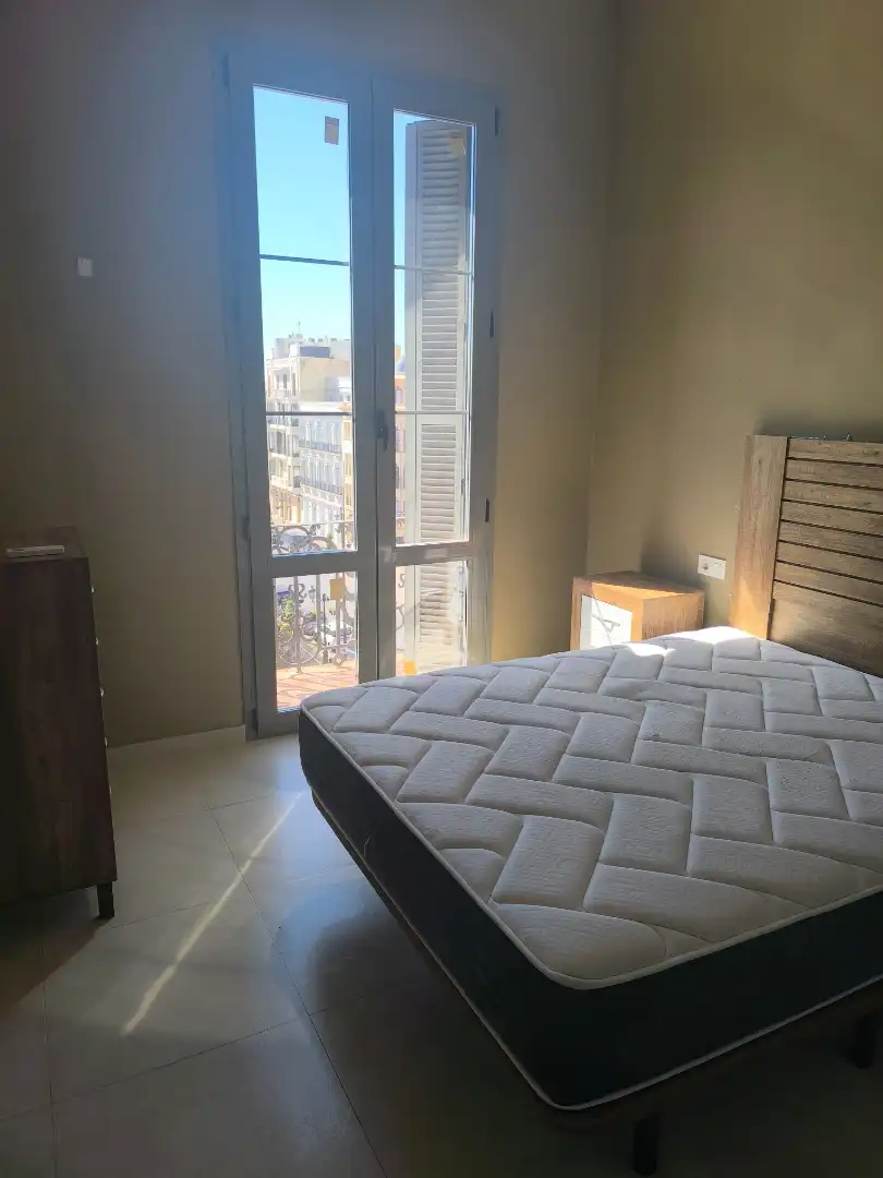 Schlafzimmer von Wohnung zur Miete in Melilla mit Möbliert, Ofen und Balkon