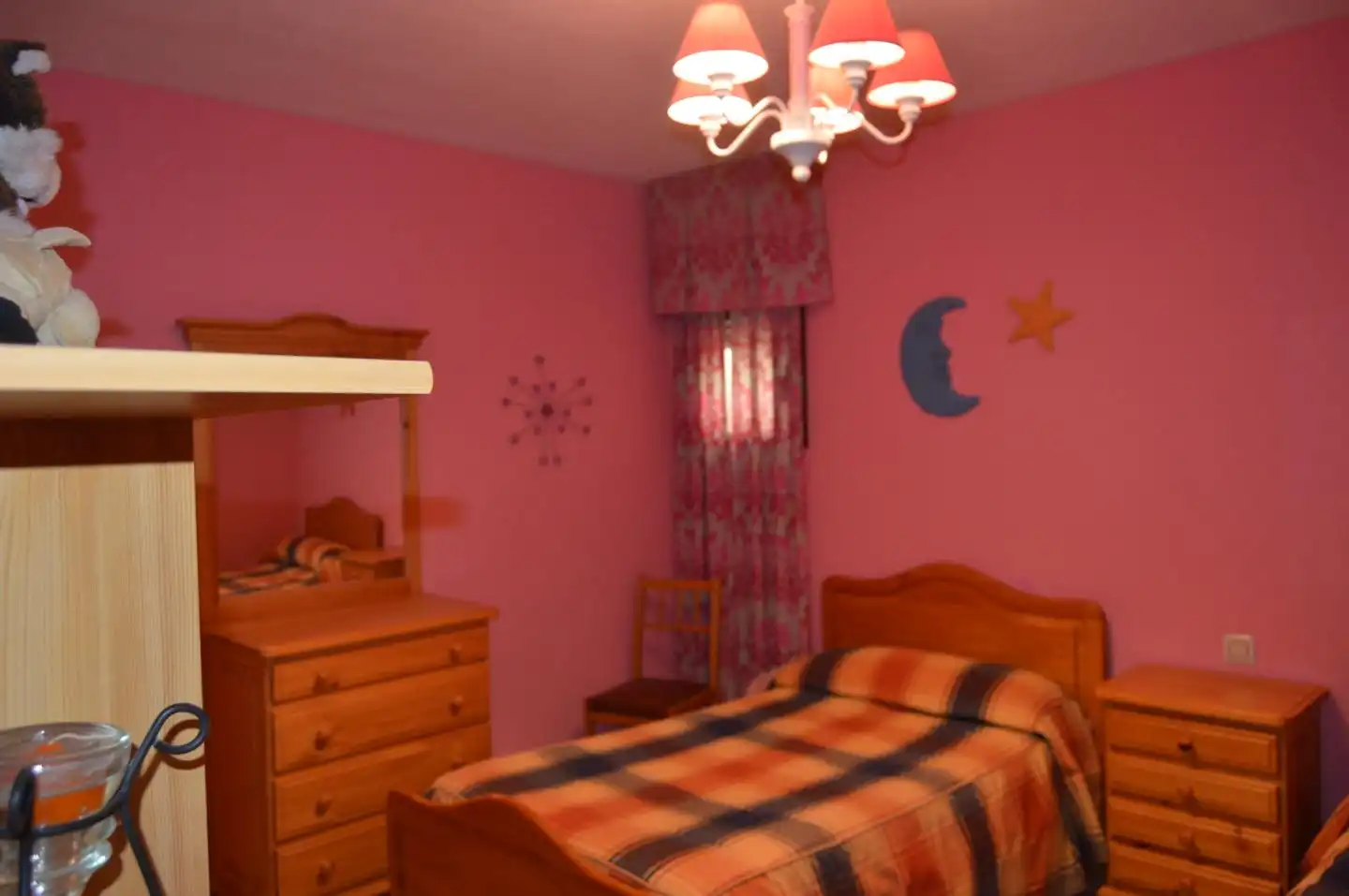 Country homes for sale in Plaza Del Parador,, Saelices