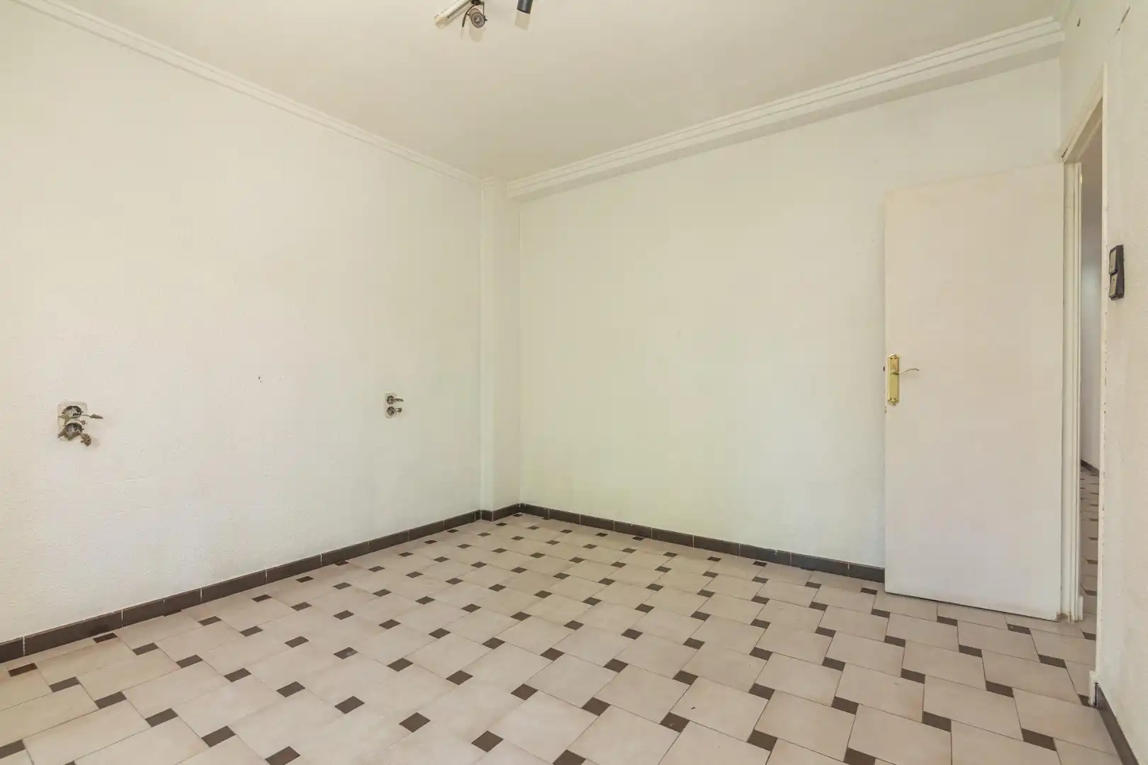 Piso en venta en Carrer Conrado del Campo, Plaza Crevillente - Antiguos Juzgados - El Asilo