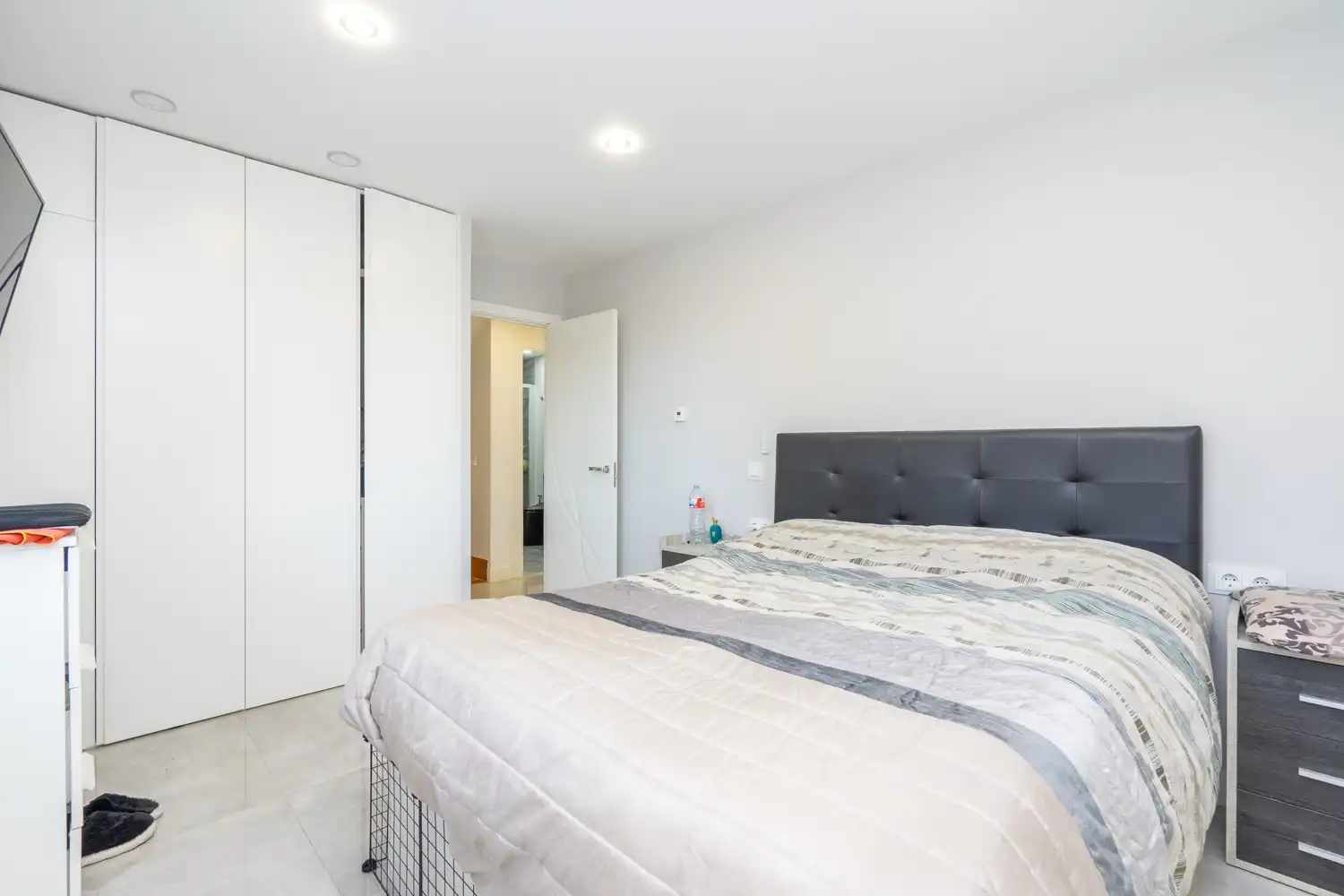 Dormitori de Casa adosada en venda en Valdemoro amb Aire condicionat, Calefacció i Jardí privat