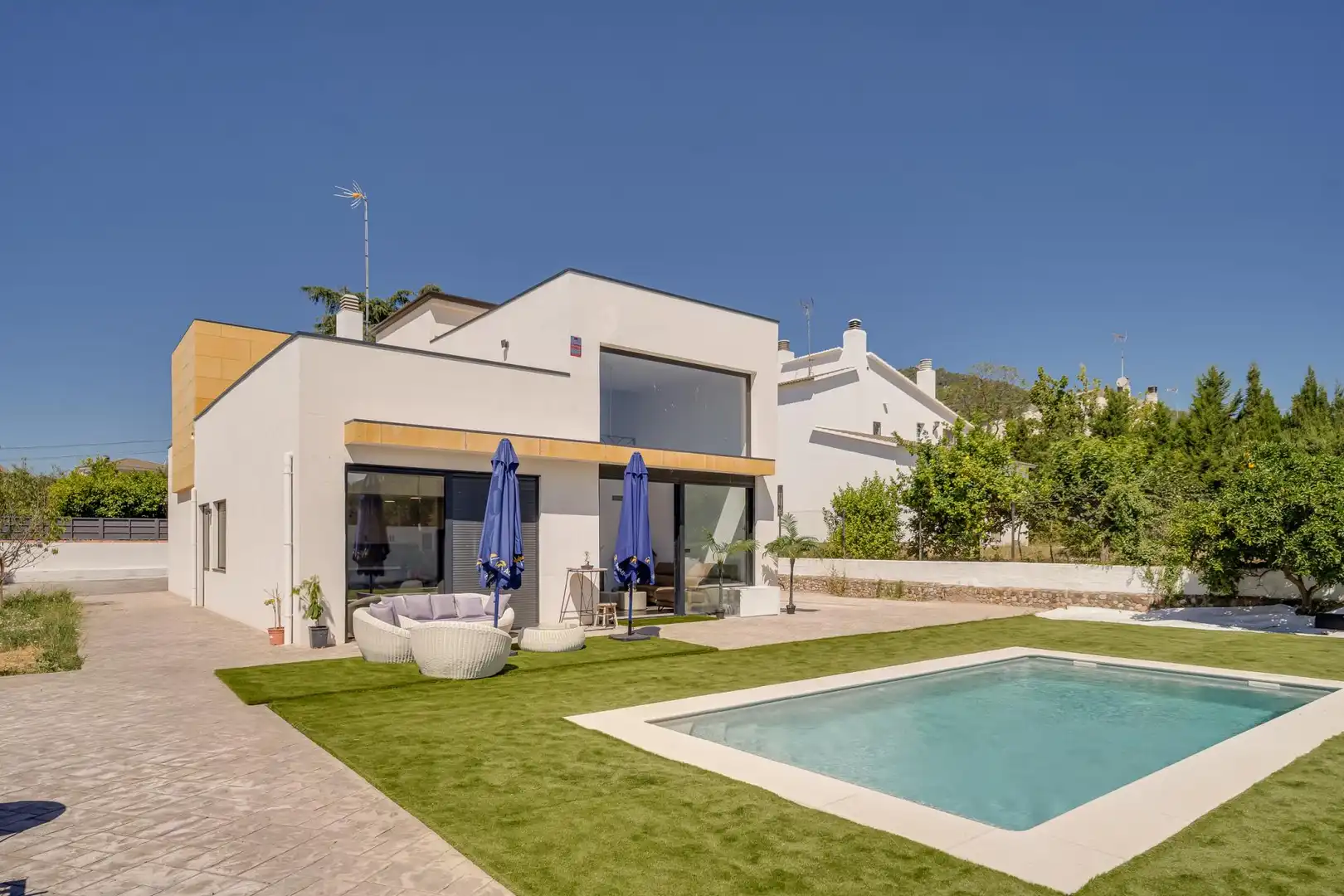 Vista exterior de Casa o xalet en venda en Sentmenat amb Calefacció i Jardí privat