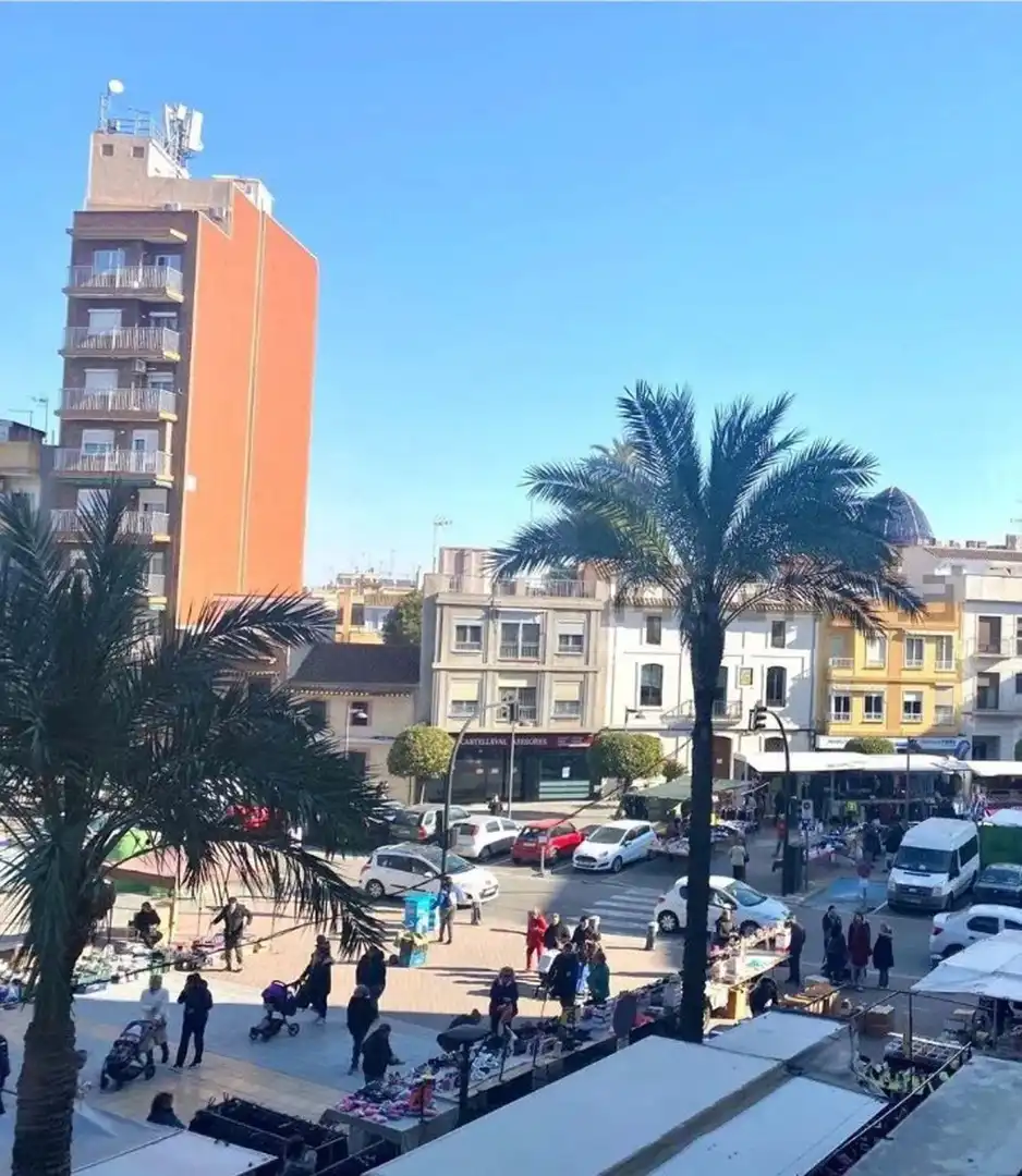 Vista exterior de Local de lloguer en Silla