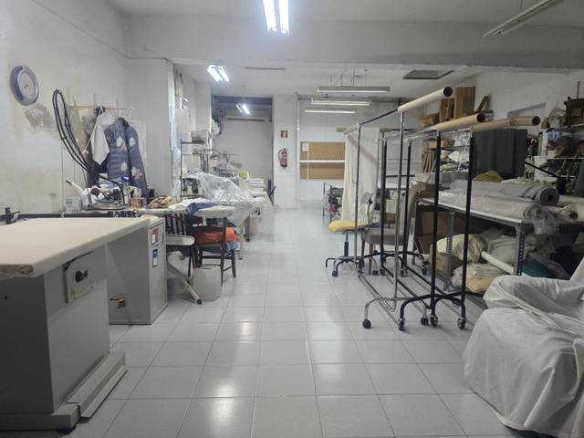 Local comercial en Alquiler en Pere Garau