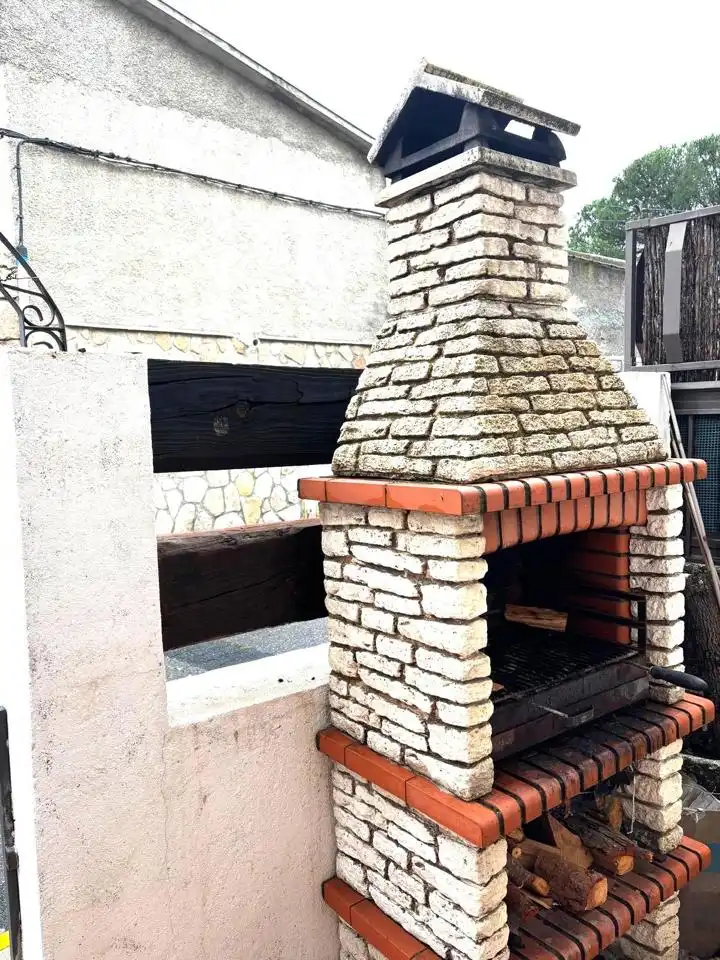 Casa adosada en venda en El Hoyo de Pinares  amb Calefacció i Terrassa