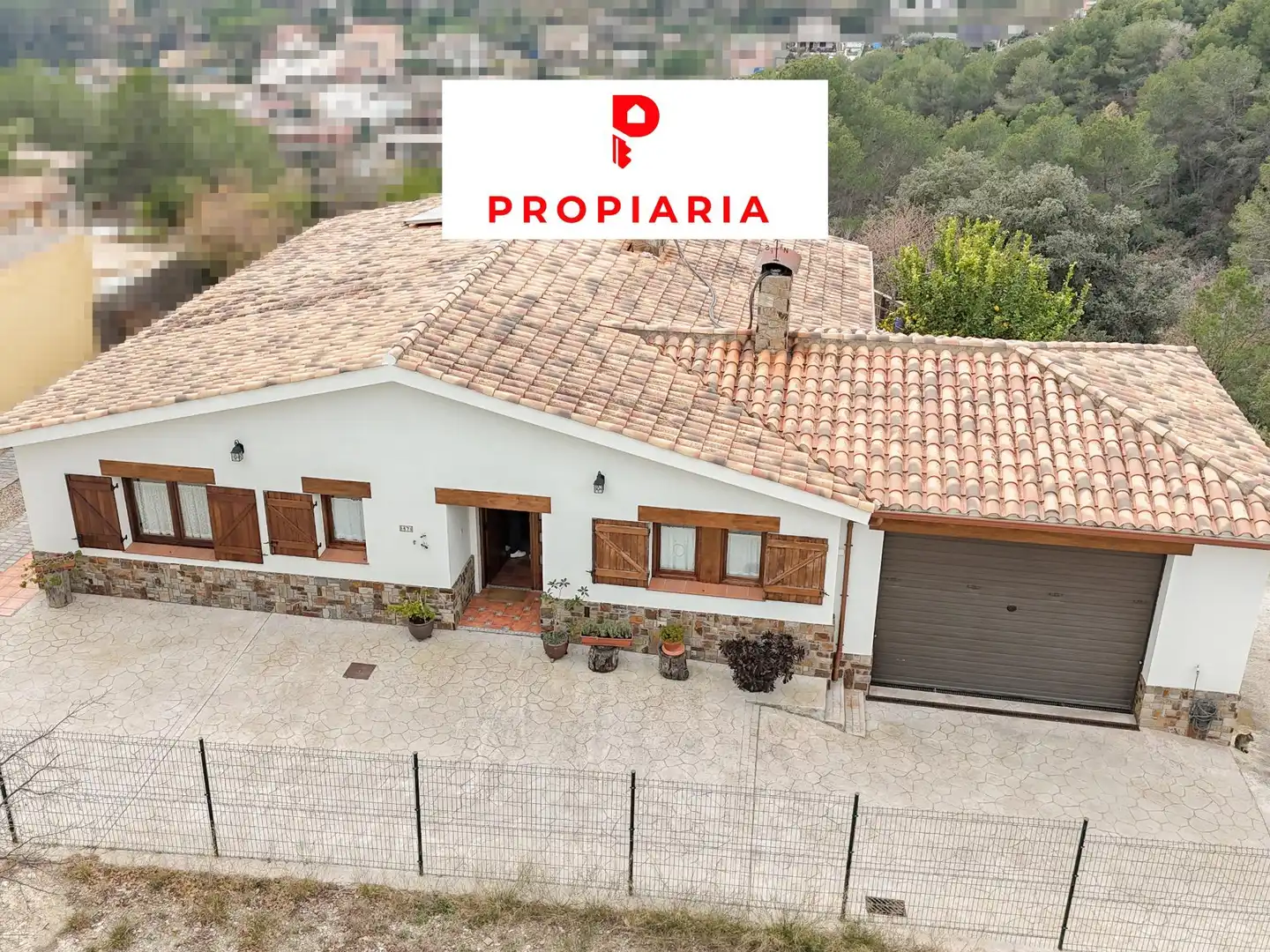 Exterior view of Houses for sale in Rubí  with Private garden, Terrace and Balcony