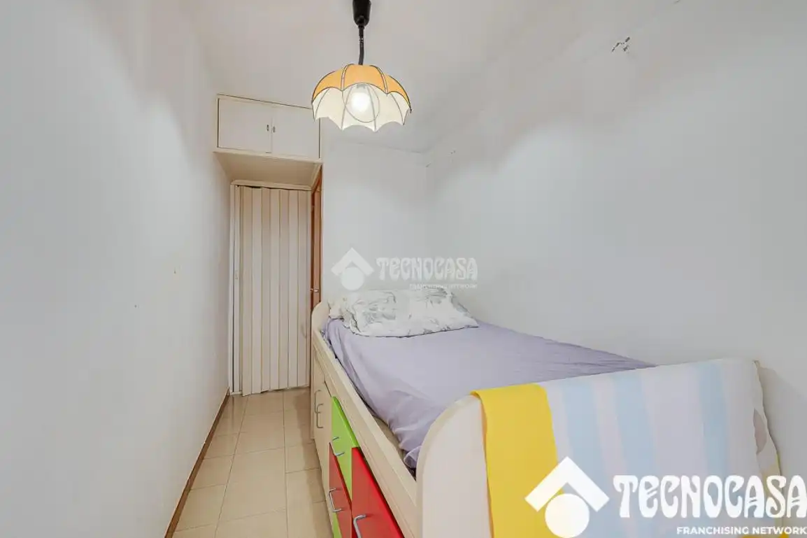 Piso con terraza en venta en Nou Barris, imagen 30