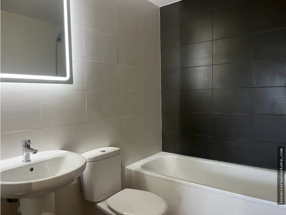 Bathroom of Flat for rent in Castellón de la Plana / Castelló de la Plana  with Furnished